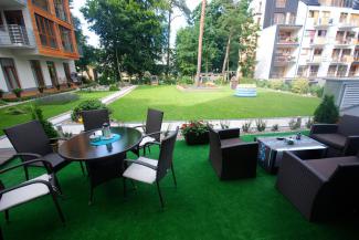 Familia Świnoujście - taras i ogród